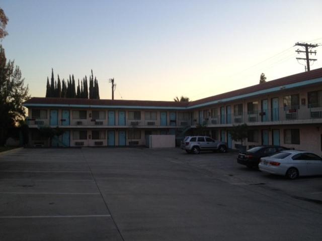 All 8 Motel Azusa Exterior photo