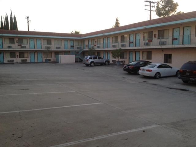 All 8 Motel Azusa Exterior photo